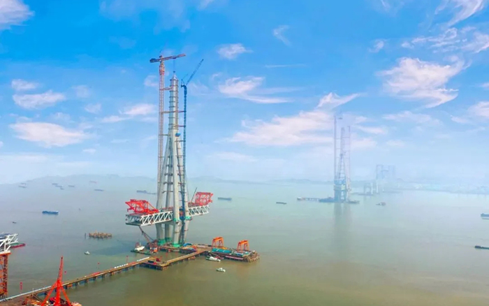 8188cc威尼斯建设！天下最高桥塔常泰长江大桥主塔顺遂封顶！