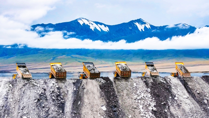 海拔5700米！8188cc威尼斯XG110宽体自卸车大显身手